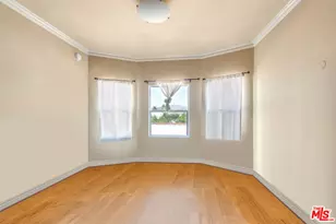 251 N Kenmore Ave, Los Angeles, CA 90004 - Photo 28