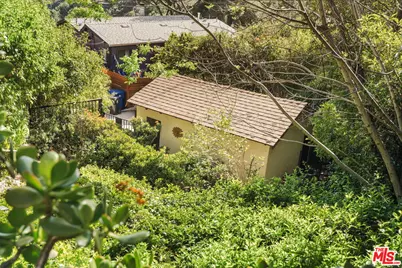 654 Frontenac Ave, Los Angeles, CA 90065 - Photo 34