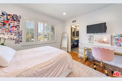 6006 Wooster Ave, Los Angeles, CA 90056 - Photo 28