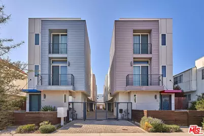 319 S Serrano Ave, Los Angeles, CA 90020 - Photo 1