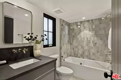 461 26th St, Manhattan Beach, CA 90266 - Photo 54