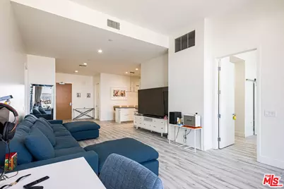 3223 W 6th St #902, Los Angeles, CA 90020 - Photo 6