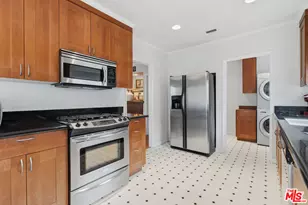 1612 S Genesee Ave, Los Angeles, CA 90019 - Photo 8