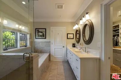 934 S Mullen Ave, Los Angeles, CA 90019 - Photo 44