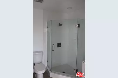 122 S Berendo St, Los Angeles, CA 90004 - Photo 10