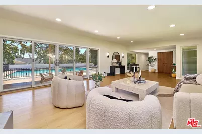 1908 Lyans Dr, La Canada Flintridge, CA 91011 - Photo 6