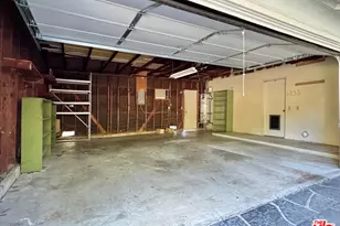 26026 Adamor Rd, Calabasas, CA 91302 - Photo 42