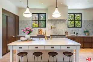 976 N Alpine Dr, Beverly Hills, CA 90210 - Photo 8