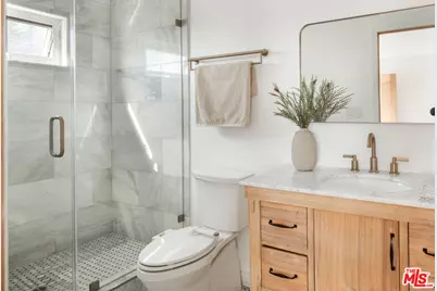 1757 S Ogden Dr, Los Angeles, CA 90019 - Photo 28