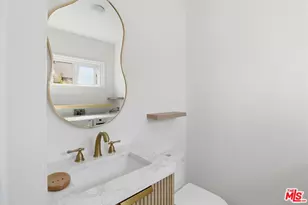 11135 Fairbanks Wy, Culver City, CA 90230 - Photo 18