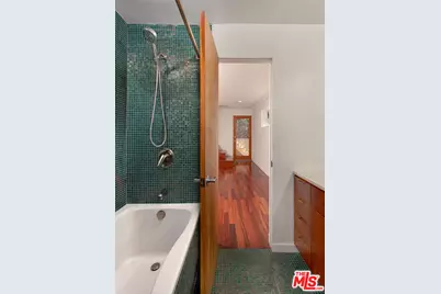 2108 Tavern Trl, Los Angeles, CA 90046 - Photo 32