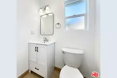 5930 Willoughby Ave, Los Angeles, CA 90038 - Photo 22