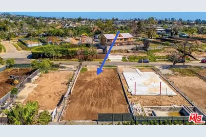 381 N Las Casas Ave, Pacific Palisades, CA 90272 - Photo 4