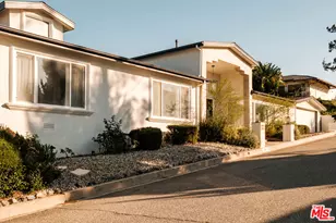 14652 Deervale Pl, Sherman Oaks, CA 91403 - Photo 34