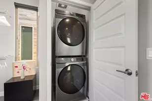 19 Ebb Tide Cir, Newport Beach, CA 92663 - Photo 24