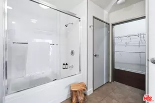 645 W 9th St, Los Angeles, CA 90015 - Photo 28