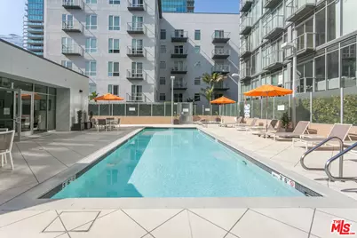 645 W 9th St #342, Los Angeles, CA 90015 - Photo 34