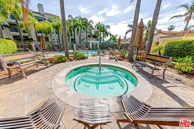 415 Townsquare Ln #325, Huntington Beach, CA 92648 - Photo 34