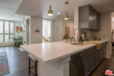 17711 Margate St #211, Encino, CA 91316 - Photo 12