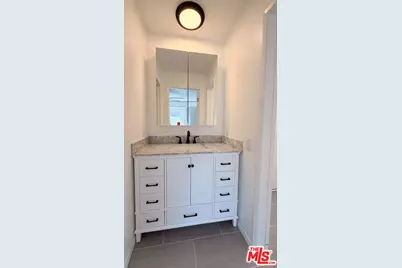 3734 S Canfield Ave #228, Los Angeles, CA 90034 - Photo 18