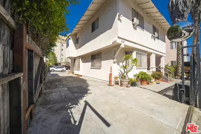 819 S Park View St, Los Angeles, CA 90057 - Photo 2