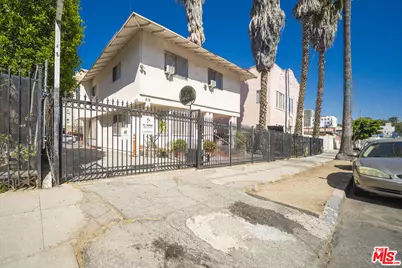 819 S Park View St, Los Angeles, CA 90057 - Photo 1