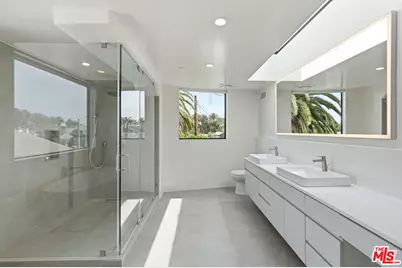 407 Rialto Ave, Venice, CA 90291 - Photo 32