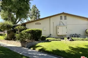 26833 Ave Of The Oaks, Newhall, CA 91321 - Photo 6