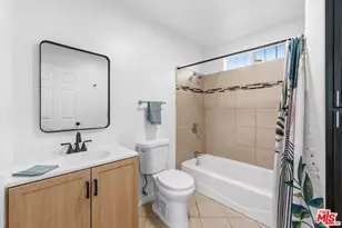 8110 S San Pedro St, Los Angeles, CA 90003 - Photo 30