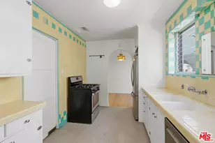 1042 S Crescent Heights Blvd, Los Angeles, CA 90035 - Photo 10