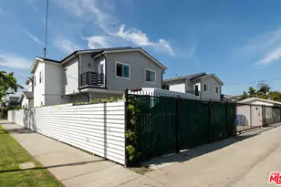 1135 Leighton Ave, Los Angeles, CA 90037 - Photo 30