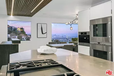 1500 Viewsite Ter, Los Angeles, CA 90069 - Photo 8