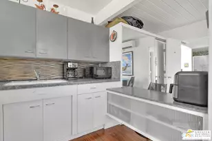 1111 E Palm Canyon Dr, Palm Springs, CA 92264 - Photo 16