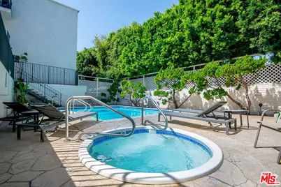 837 N West Knoll Dr #106, West Hollywood, CA 90069 - Photo 18