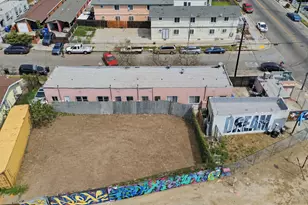 11003 Compton Ave, Los Angeles, CA 90059 - Photo 10