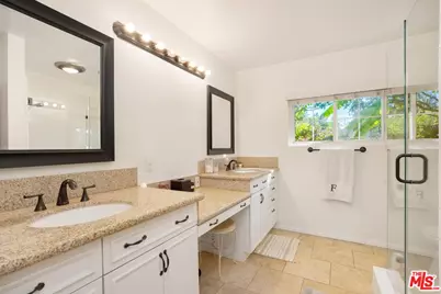 16155 Otsego St, Encino, CA 91436 - Photo 22