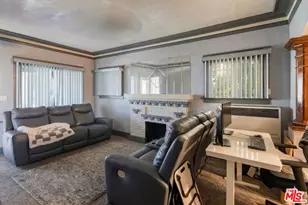 2822 S La Salle Ave, Los Angeles, CA 90018 - Photo 10