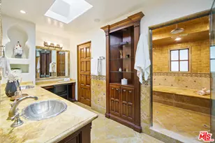 1274 N Clark St, West Hollywood, CA 90069 - Photo 20