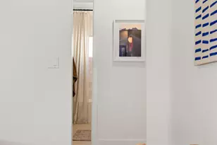 23649 Emelita St, Woodland Hills, CA 91367 - Photo 12