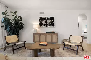 23649 Emelita St, Woodland Hills, CA 91367 - Photo 12