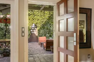 2536 Beverley Ave, Santa Monica, CA 90405 - Photo 10