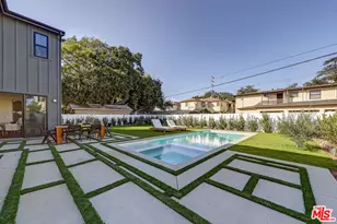 11729 Hartsook St, Valley Village, CA 91607 - Photo 28