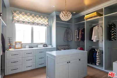 1367 Beckwith Ave, Los Angeles, CA 90049 - Photo 24