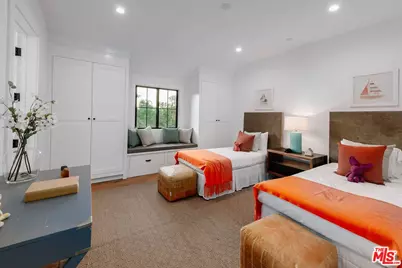 12739 Halkirk St, Studio City, CA 91604 - Photo 38