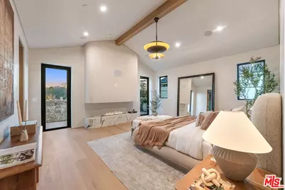 11746 Blix St, Valley Village, CA 91607 - Photo 24