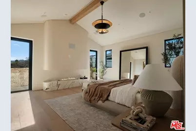 11746 Blix St, Valley Village, CA 91607 - Photo 28