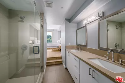 1405 Bates Ave, Los Angeles, CA 90027 - Photo 12