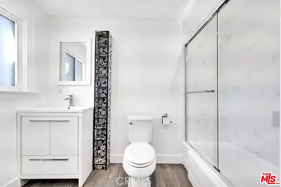 119 S Hobart Blvd, Los Angeles, CA 90004 - Photo 30