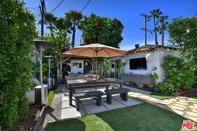 14418 Collins St, Sherman Oaks, CA 91401 - Photo 36