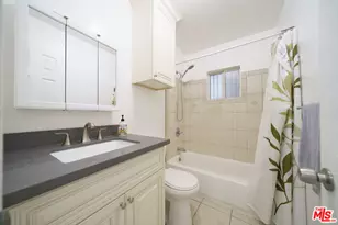 117 S Virgil Ave, Los Angeles, CA 90004 - Photo 8